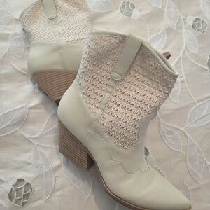 Elegant Cream Ankle Boots